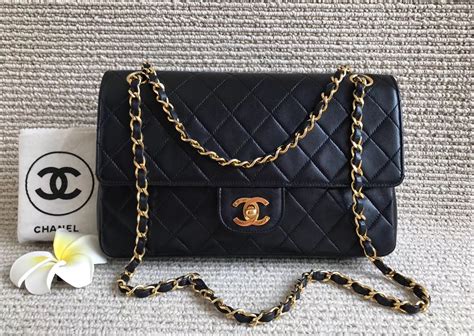 does chanel medium flap bag have double flap|authentic Chanel double flap bag.